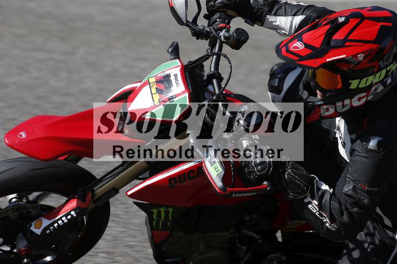 /48 03.10.2026  Speer Racing ADR/Gruppe gruen/122